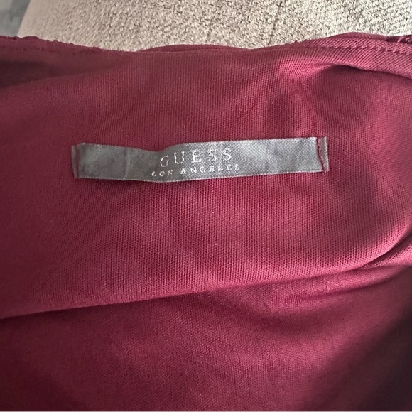 Guess Wine Sleeveless Slip on Bodycon Dress Size Small - Picture 5 of 8